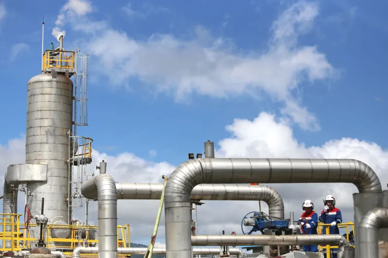 Crossing the Line Too Soon: The Operational Fallout of Premature Engineering Handoffs